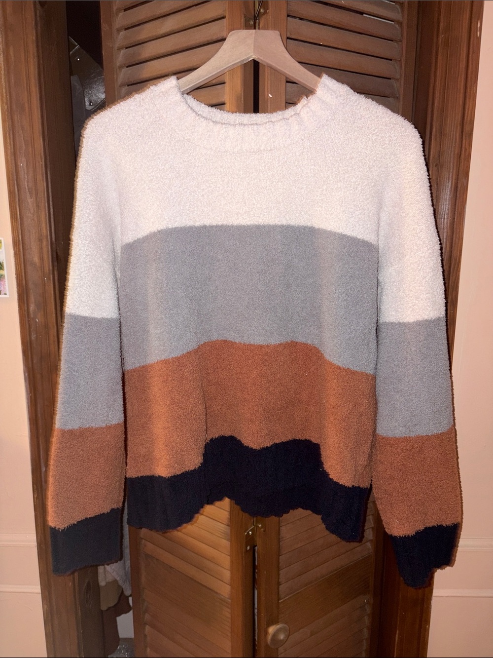Women's Colorblock Crewneck Sweater - White, Gray, Brown, Black